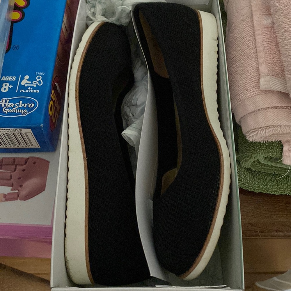 Zoya stretch black knt shoes size 9.5